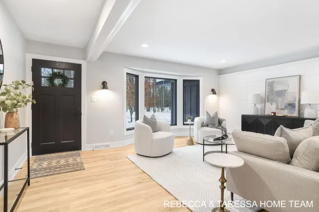 $899,900 | 5350 Baldwin Street, Hudsonville, MI 49426