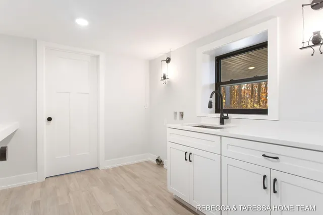 $899,900 | 5350 Baldwin Street, Hudsonville, MI 49426