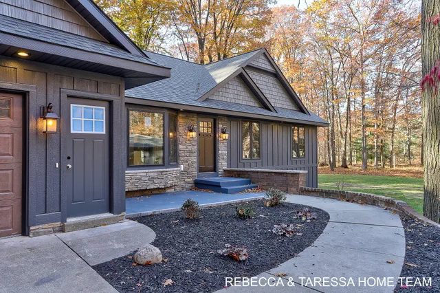 $899,900 | 5350 Baldwin Street, Hudsonville, MI 49426