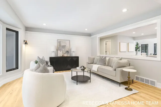 $899,900 | 5350 Baldwin Street, Hudsonville, MI 49426