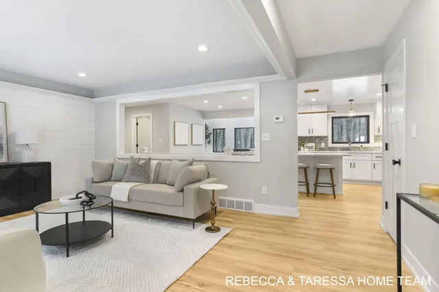 $899,900 | 5350 Baldwin Street, Hudsonville, MI 49426