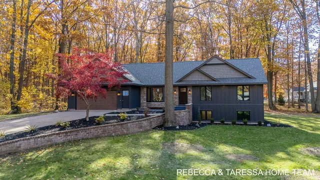 $899,900 | 5350 Baldwin Street, Hudsonville, MI 49426