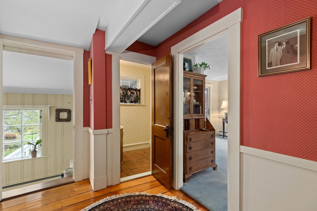 108 Kendall Street Walpole, MA 02081 - Photo 11 of 42