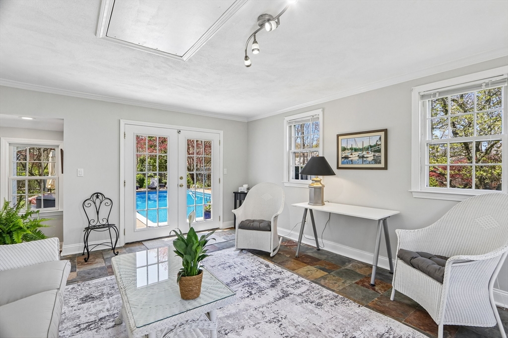 108 Kendall Street Walpole, MA 02081 - Photo 23 of 42