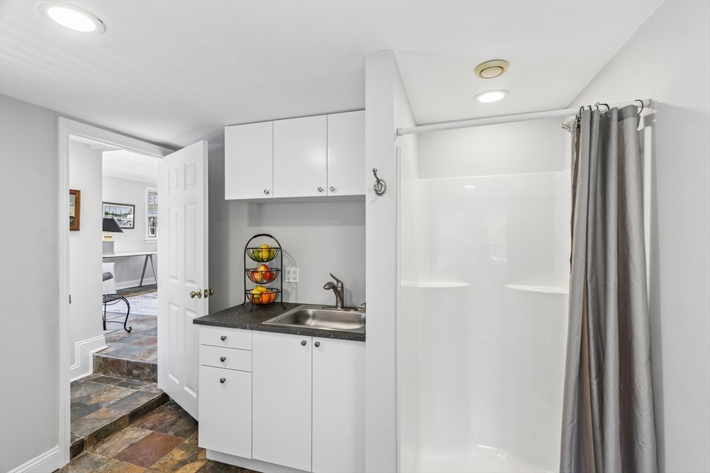 108 Kendall Street Walpole, MA 02081 - Photo 24 of 42