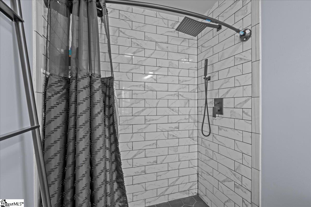 108 Clinton Drive Anderson, SC 29621 - Photo 23 of 27