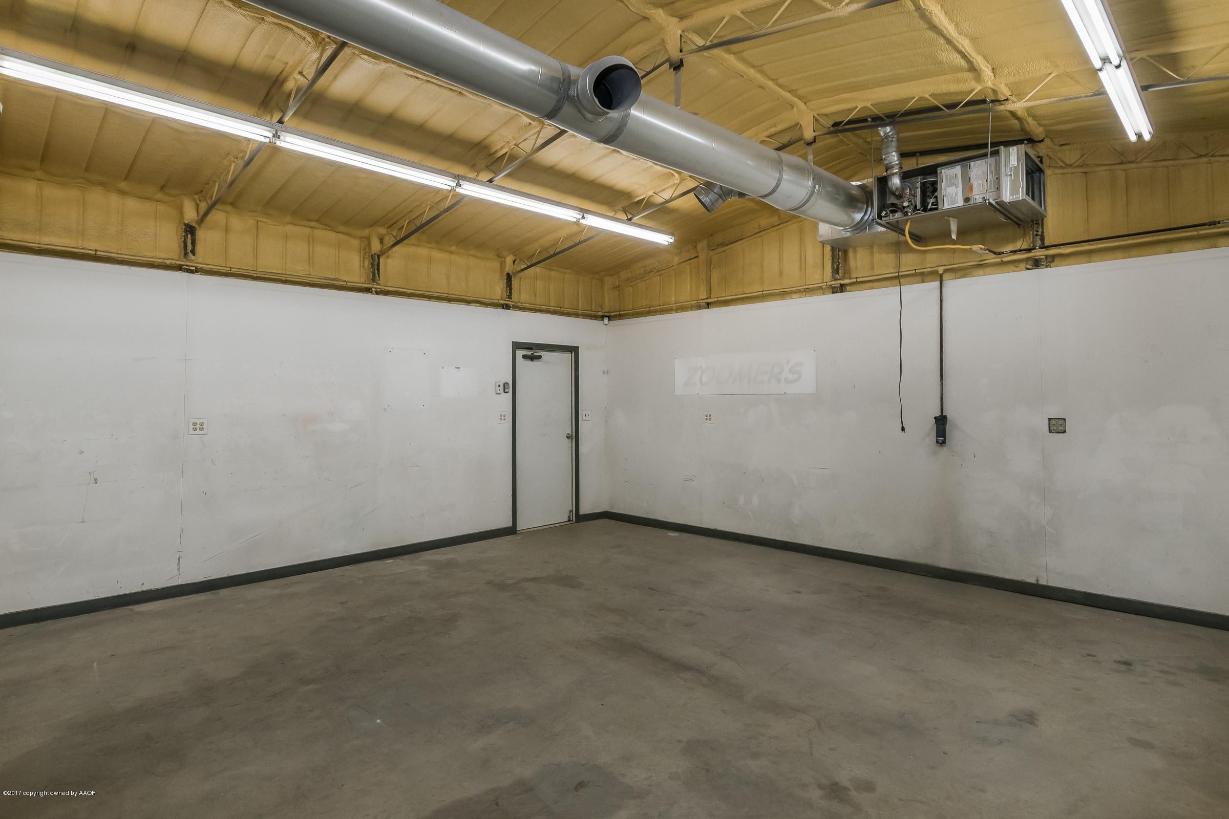 5112 Susan Drive Amarillo, TX 79110 - Photo 17 of 18 016_Shop_-3