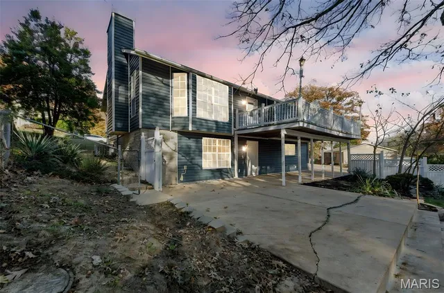 $225,000 | 2108 South Oaks Drive, Barnhart, MO 63012