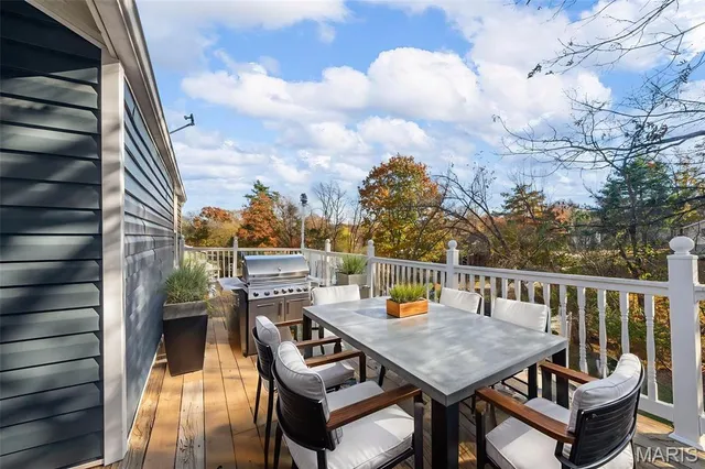 $225,000 | 2108 South Oaks Drive, Barnhart, MO 63012