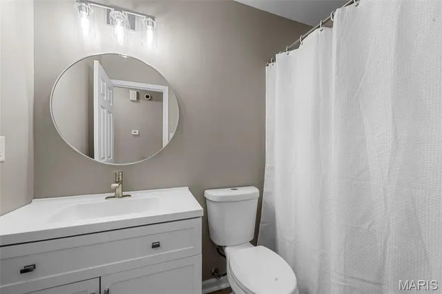 $225,000 | 2108 South Oaks Drive, Barnhart, MO 63012