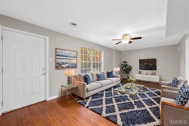 $225,000 | 2108 South Oaks Drive, Barnhart, MO 63012