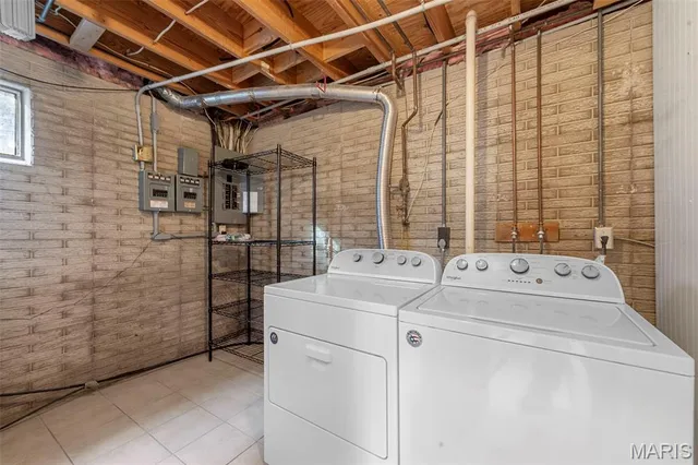 $225,000 | 2108 South Oaks Drive, Barnhart, MO 63012