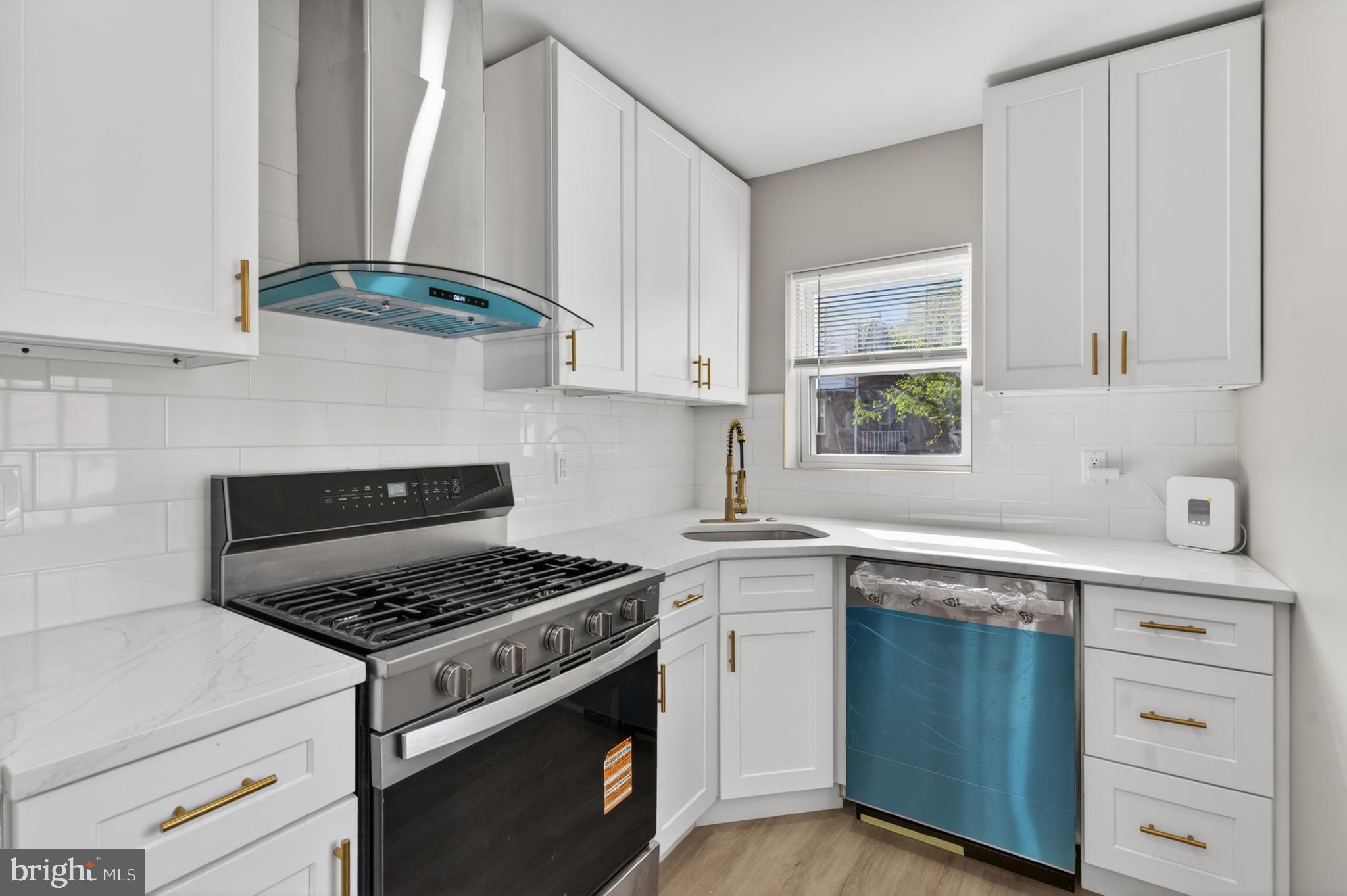 6549 Edmund Street Philadelphia, PA 19135 - Photo 11 of 39