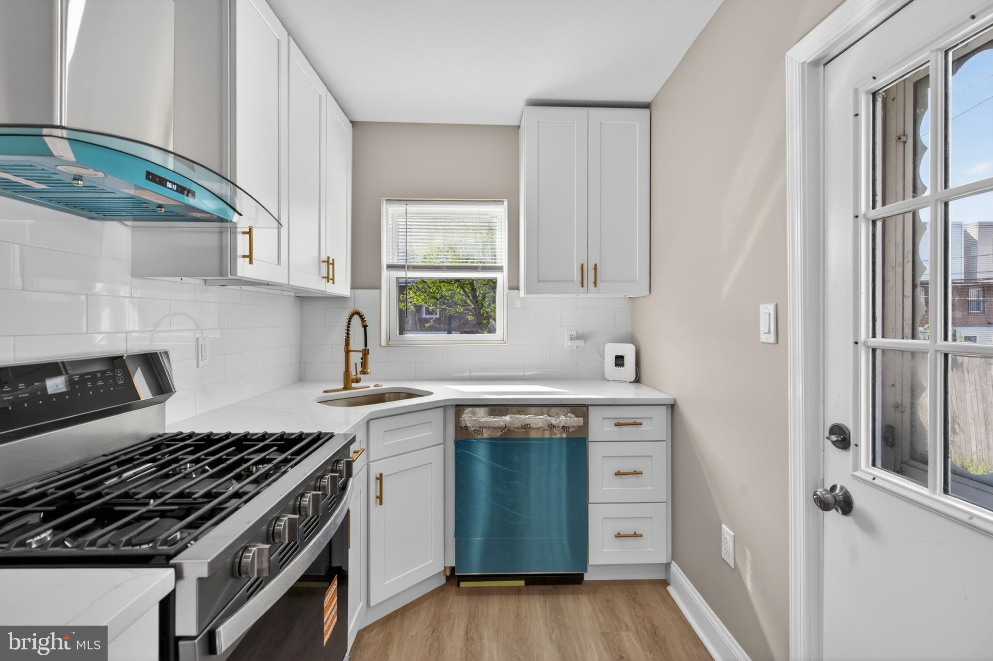 6549 Edmund Street Philadelphia, PA 19135 - Photo 12 of 39