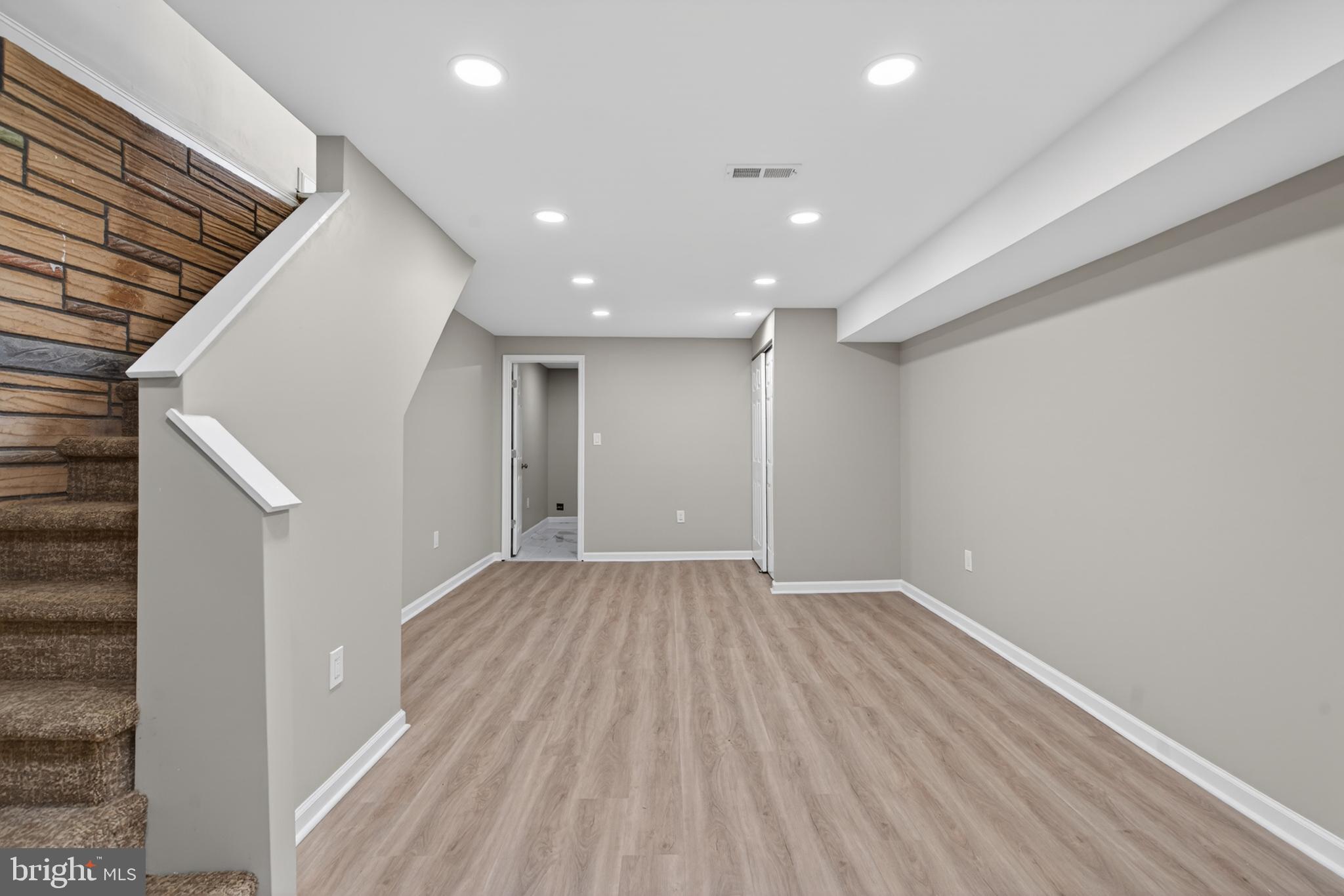 6549 Edmund Street Philadelphia, PA 19135 - Photo 30 of 39