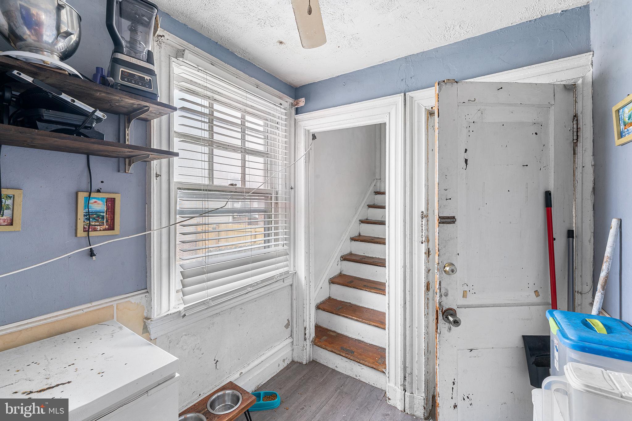 4403 Springdale Avenue Baltimore, MD 21207 - Photo 10 of 25