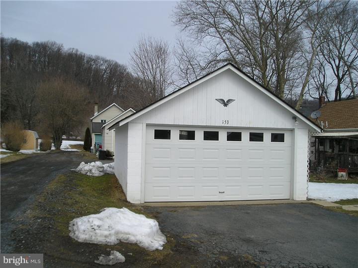 153 Easton Road Riegelsville, PA 18077 - Photo 15 of 19 Garage