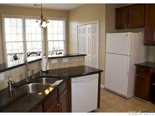 3335 Arklow Road Charlotte, NC 28269 - Photo 5 of 16