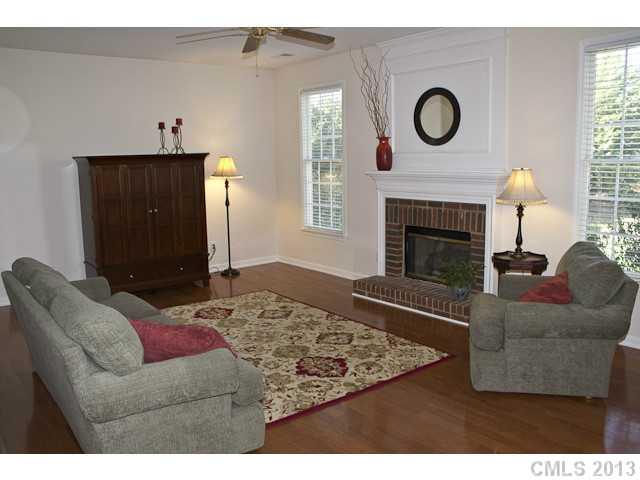 3335 Arklow Road Charlotte, NC 28269 - Photo 7 of 16