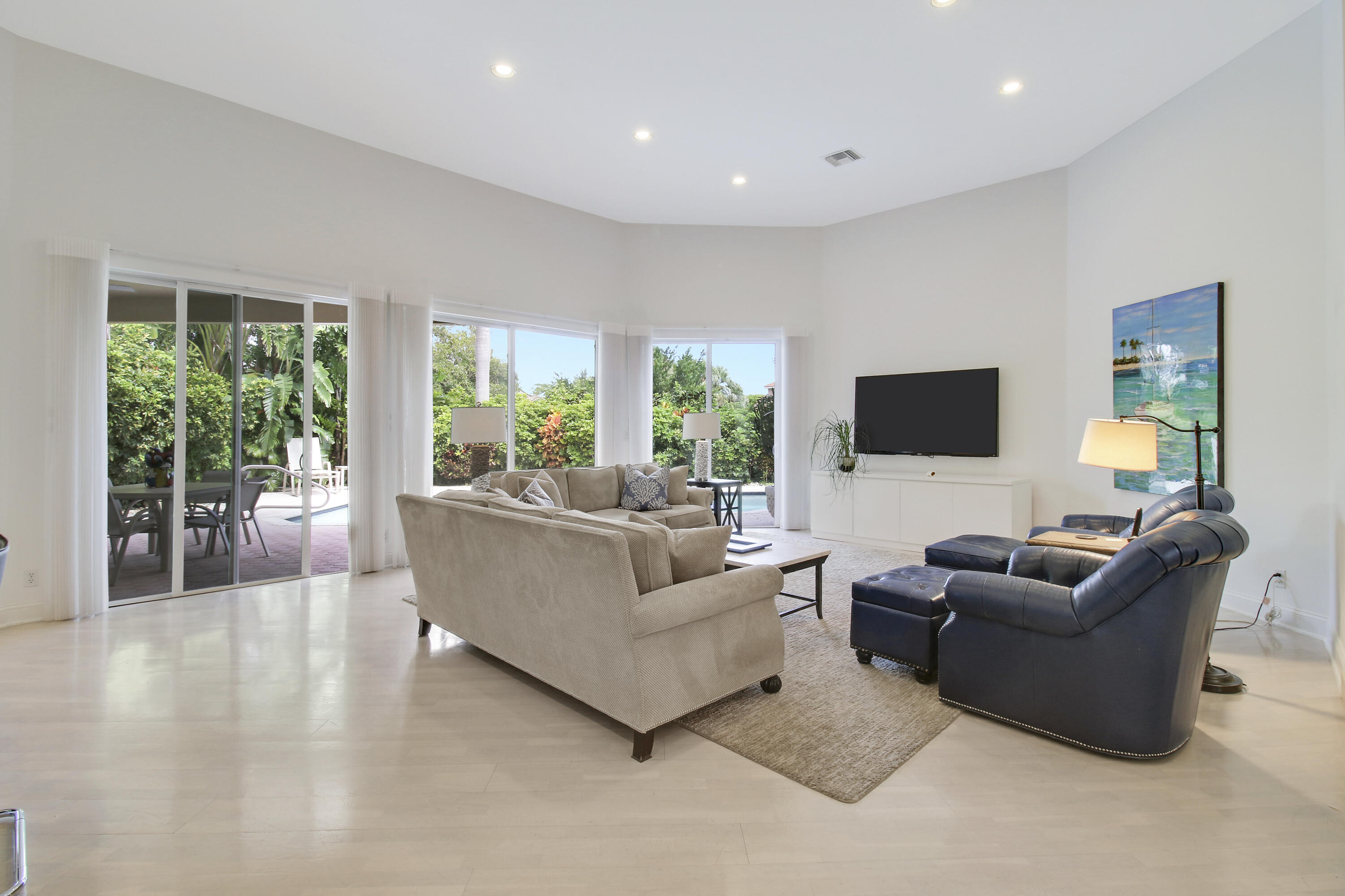 7750 La Corniche Circle Boca Raton, FL 33433 - Photo 8 of 44 Living Rm