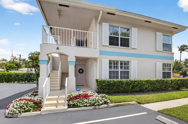 $5,000 | 75 Venetian Drive, Unit A2, Delray Beach, FL 33483