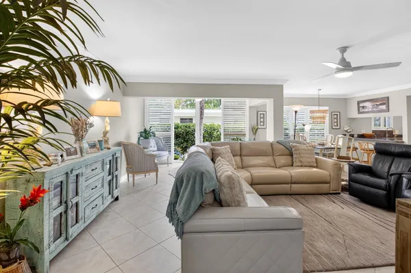 $5,000 | 75 Venetian Drive, Unit A2, Delray Beach, FL 33483