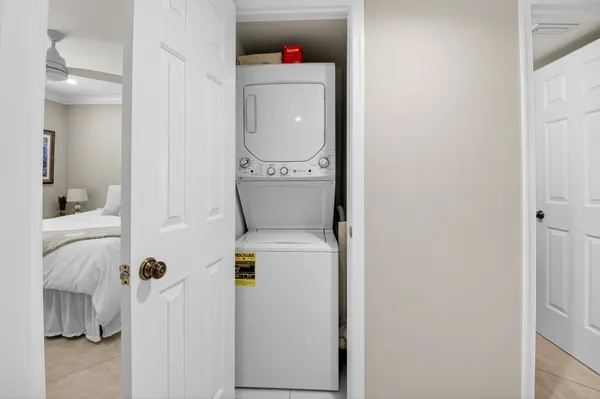 $5,000 | 75 Venetian Drive, Unit A2, Delray Beach, FL 33483