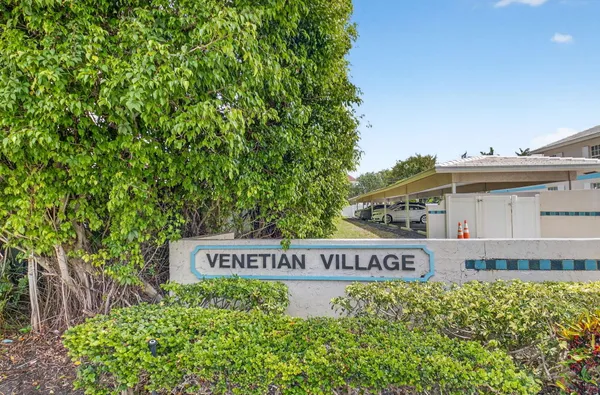 $5,000 | 75 Venetian Drive, Unit A2, Delray Beach, FL 33483