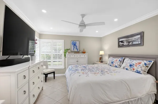 $5,000 | 75 Venetian Drive, Unit A2, Delray Beach, FL 33483