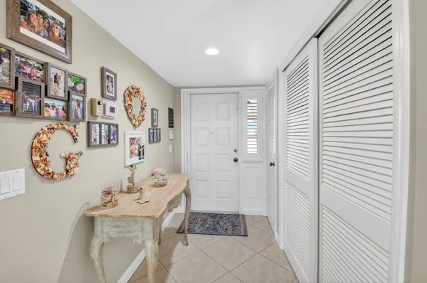 $5,000 | 75 Venetian Drive, Unit A2, Delray Beach, FL 33483