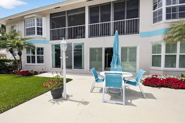 $5,000 | 75 Venetian Drive, Unit A2, Delray Beach, FL 33483