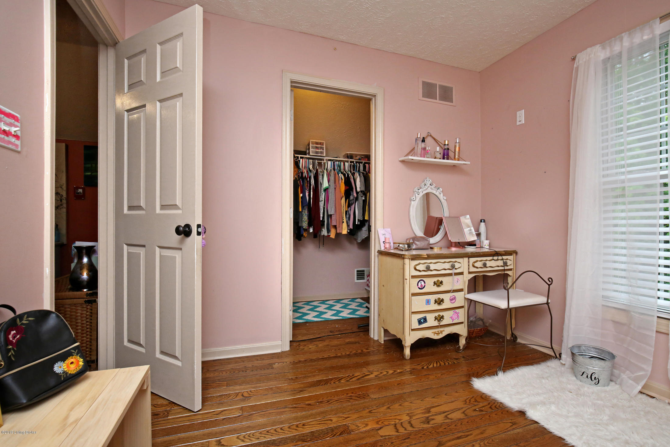 10505 Church Road Louisville, KY 40272 - Photo 20 of 28 Walk-in Closet in Room 3