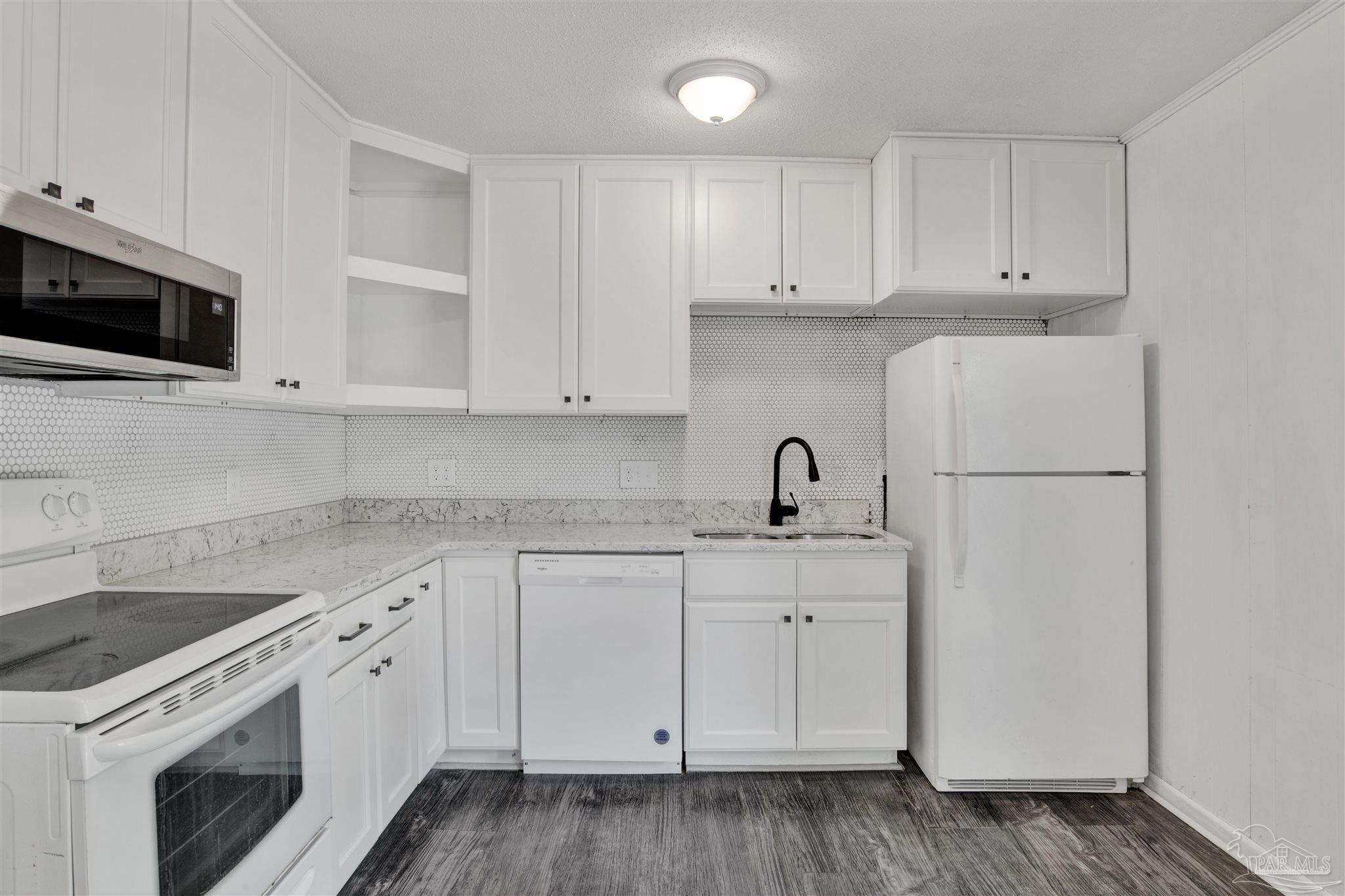 4745 Frontier Road Pace, FL 32571 - Photo 6 of 19