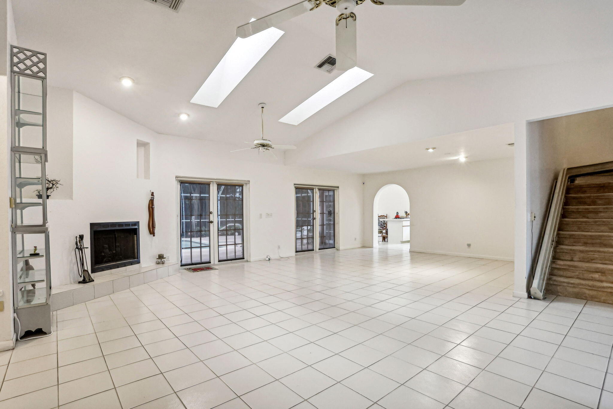 7699 East Country Club Boulevard Boca Raton, FL 33487 - Photo 8 of 34 36-web-or-mls-0E2A9636