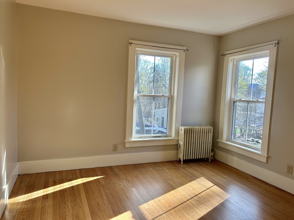 48 Congress Street Greenfield, MA 01301 - Photo 15 of 36