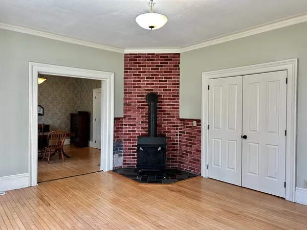 $5,000 | 48 Congress Street, Greenfield, MA 01301