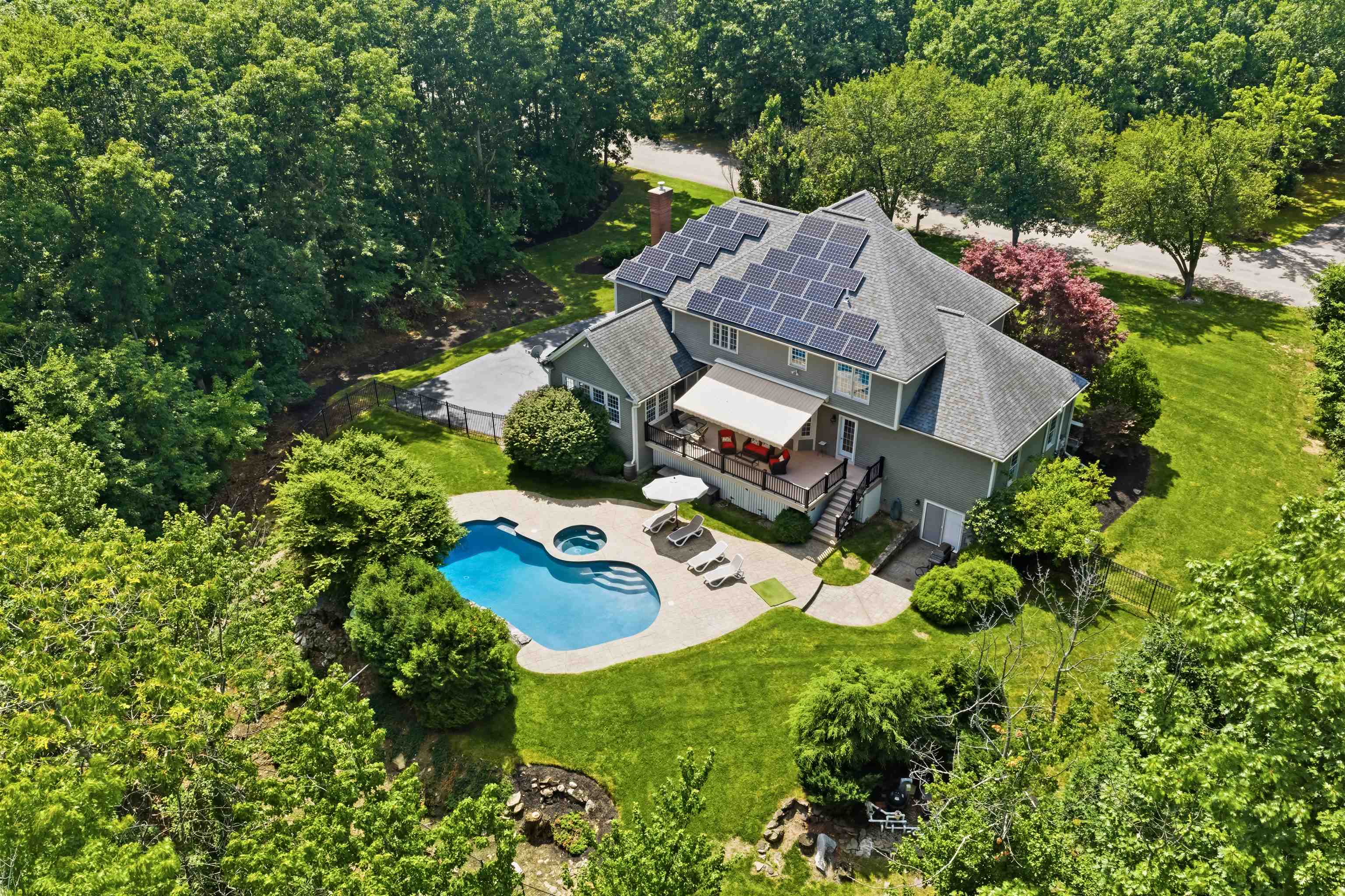 5 Sherwood Road Windham, NH 03087 - Photo 2 of 45