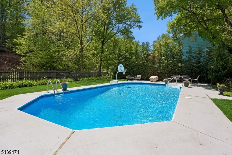 738 Springfield Avenue Summit, NJ 07901 - Photo 13 of 13