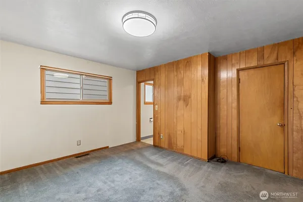 $460,000 | 32 North Furney Street, Wenatchee, WA 98801