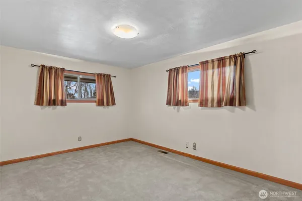 $460,000 | 32 North Furney Street, Wenatchee, WA 98801