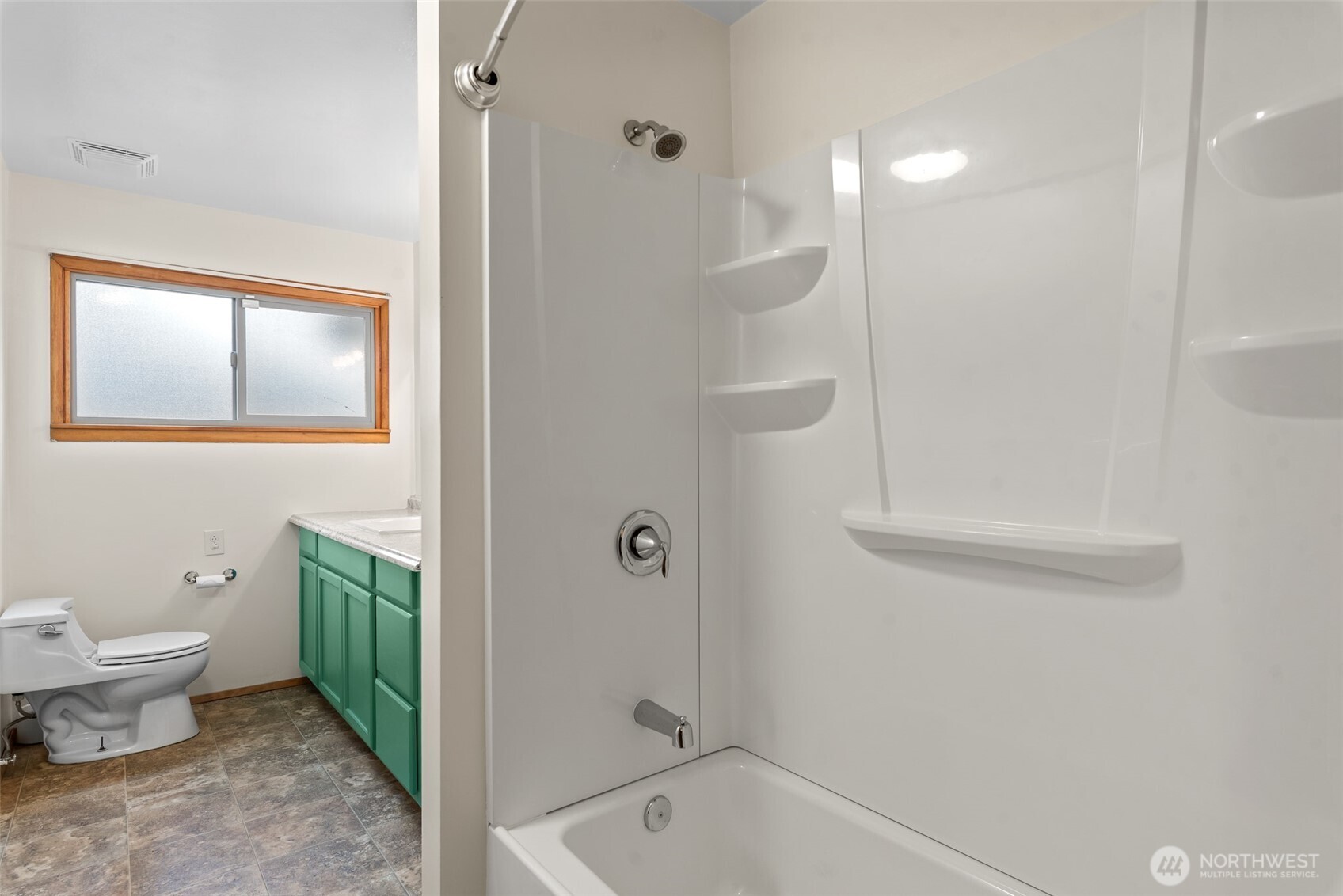 32 North Furney Street Wenatchee, WA 98801 - Photo 14 of 29