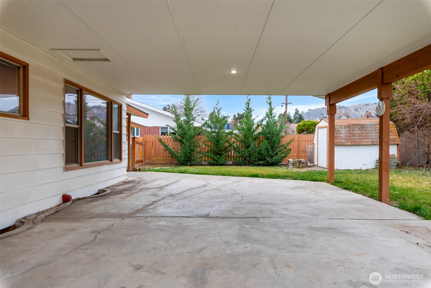 32 North Furney Street Wenatchee, WA 98801 - Photo 24 of 29