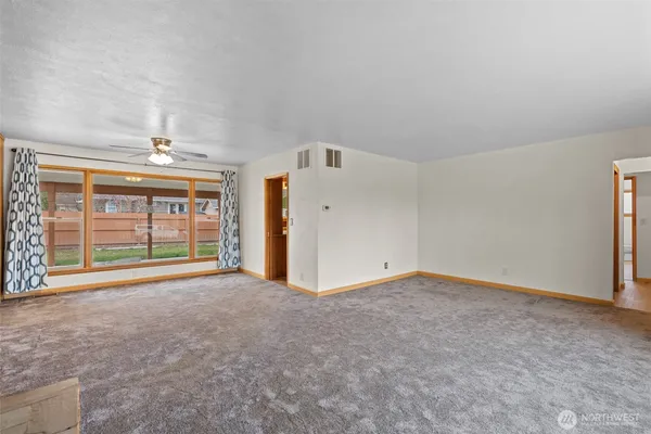 $460,000 | 32 North Furney Street, Wenatchee, WA 98801