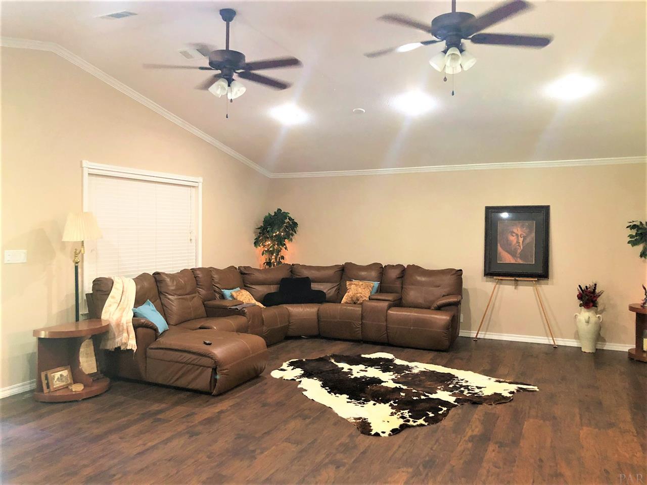 1370 Tobias Road Cantonment, FL 32533 - Photo 8 of 48 Gallery Image 8