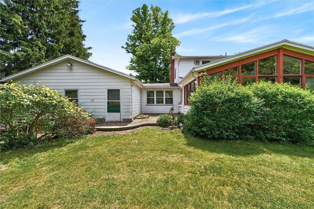 52 Mill Road Greece, NY 14626 - Photo 4 of 49
