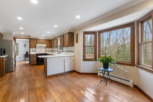 $499,980 | 25 Partridge Hollow Lane, Vernon, CT 06066