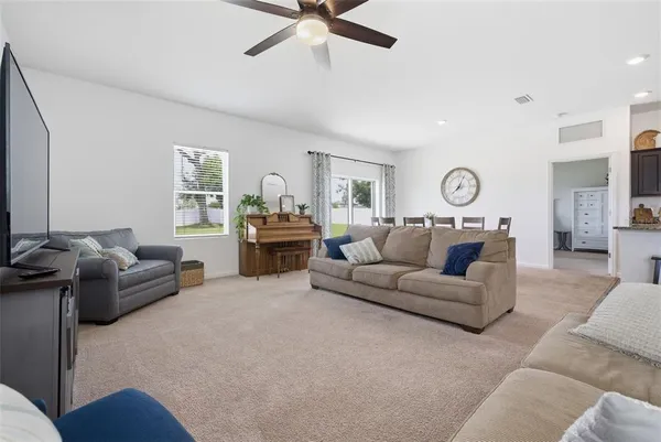 $419,900 | 814 Highgate Oaks Place, Seffner, FL 33584