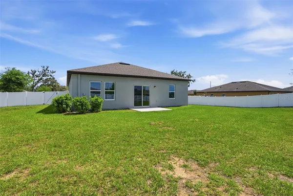 $419,900 | 814 Highgate Oaks Place, Seffner, FL 33584