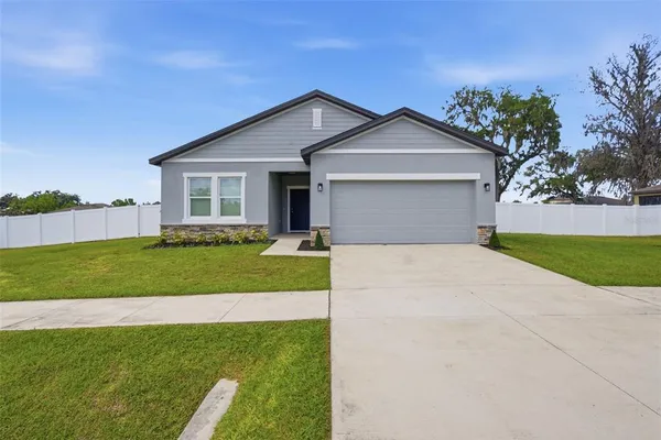 $419,900 | 814 Highgate Oaks Place, Seffner, FL 33584