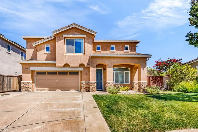 $799,000 | 1946 Leaning Oak Court, Fairfield, CA 94534